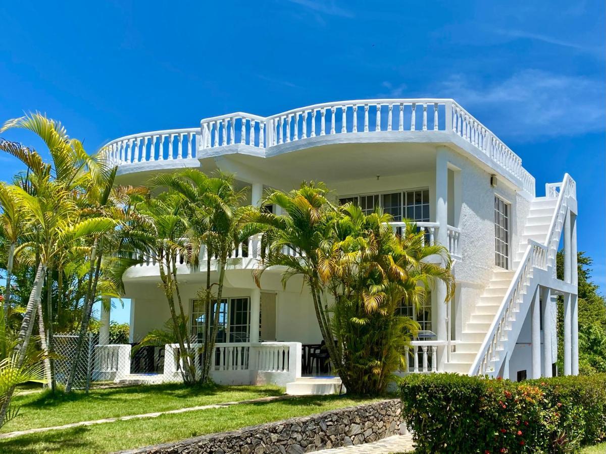 Casa Blanca Samana - ラス・ガレラス エクステリア 写真